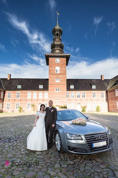 Hochzeitsfoto Standesamt Schloss vor Husum